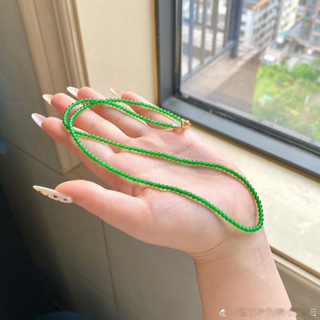 第一学历歧视为何屡禁不止需要能力的时候，就不要拿学历说事。不是你拿了某个学历，你