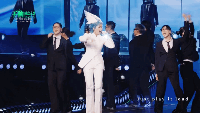 周笔畅搞唱跳周笔畅真的越来越强！纪录片里唱跳超绝，多年实力依旧在线 