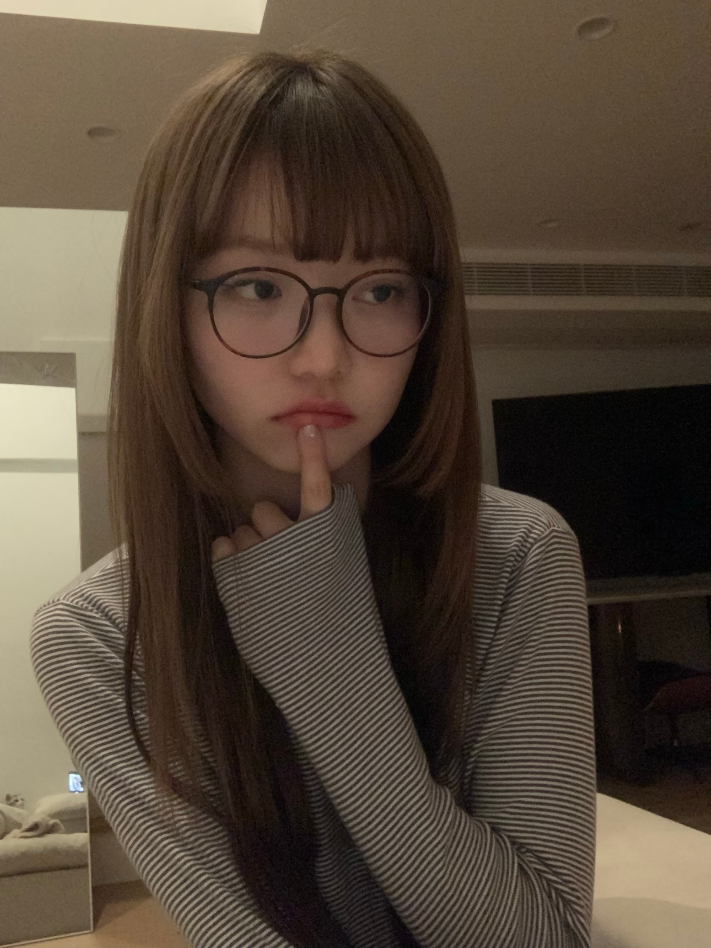 宅女爱自拍( ⚭̿ゝ̻⚭̿) ​​​