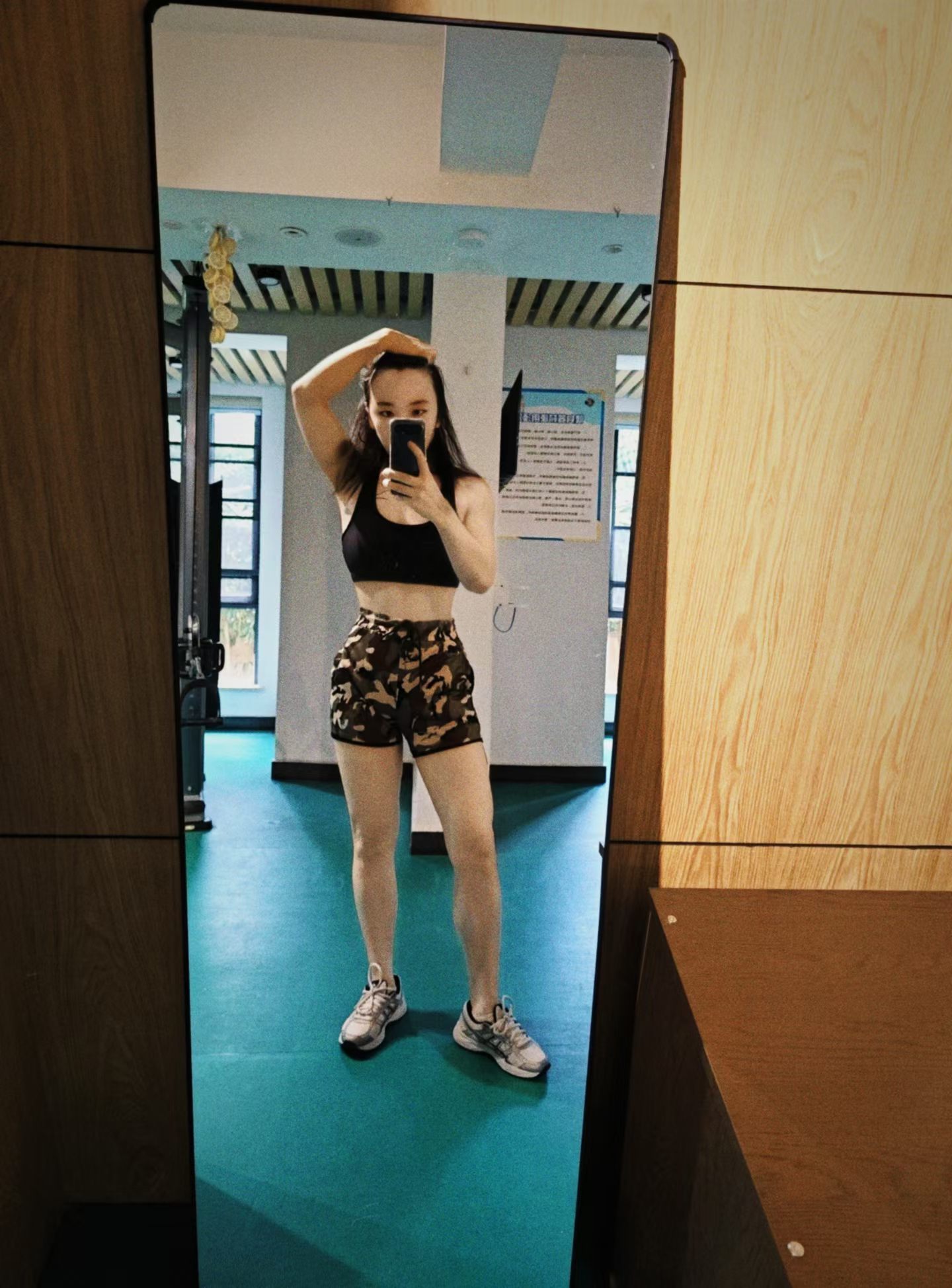 犹如蛟龙出海。能感觉到真正的创造性和力量。 