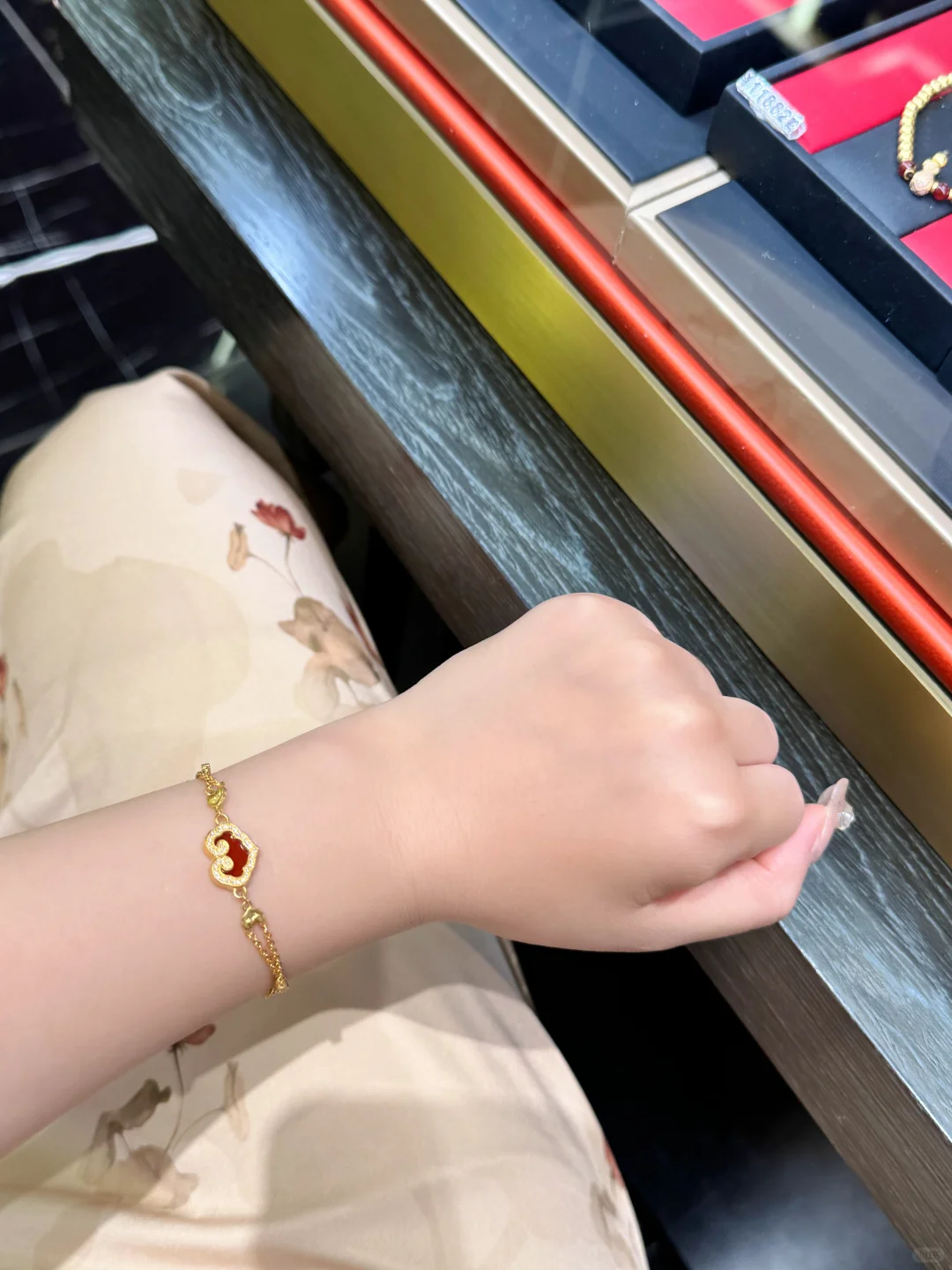 只要女孩子到了喜欢黄金的年龄…