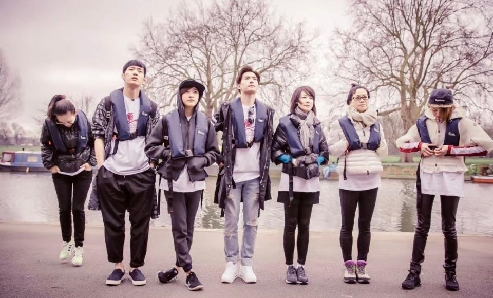 网传《花儿与少年2》许晴是临时救场，原本节目组定下的二姐人选是秦岚，因对方档期问