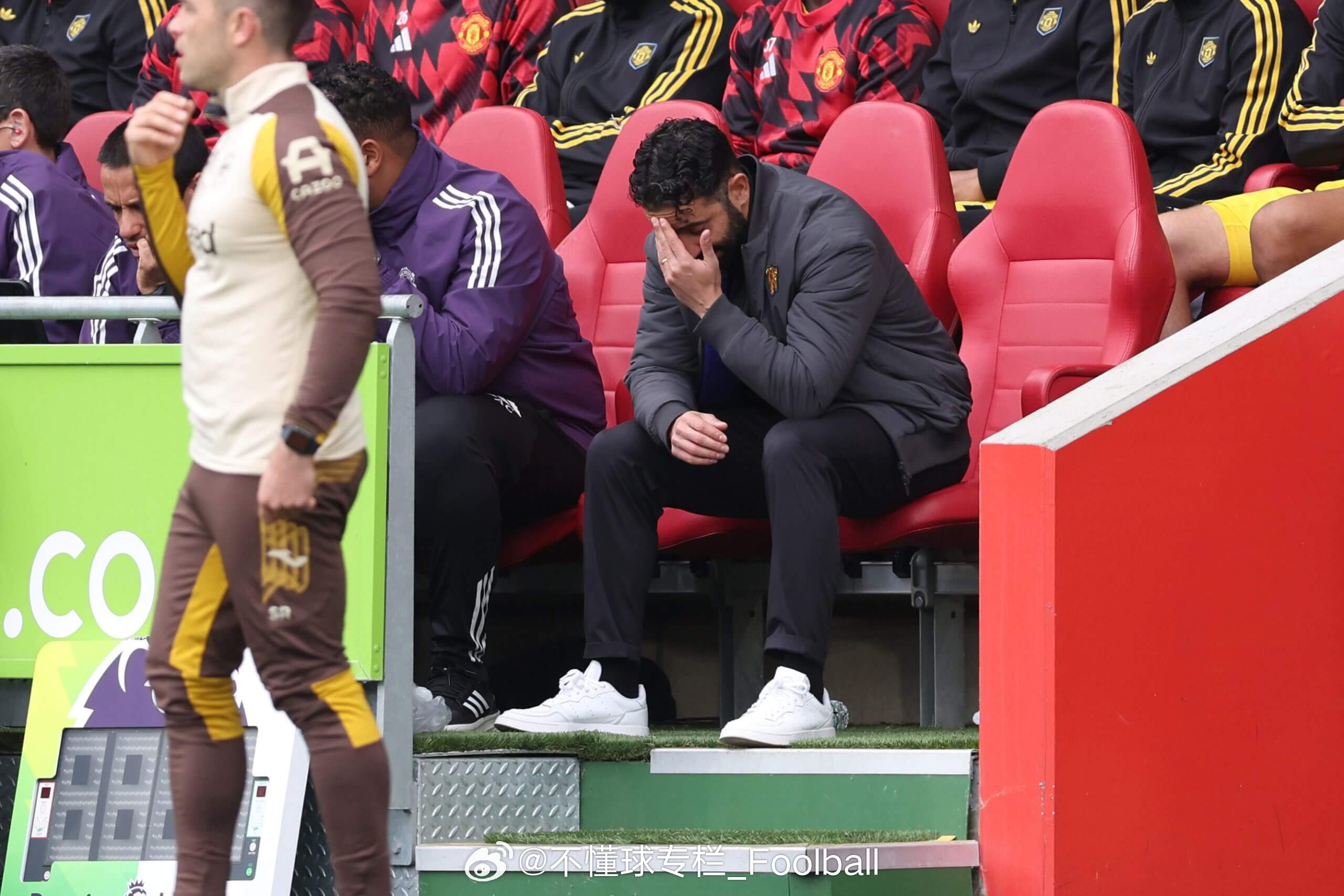 TheAthletic关于布伦特福德3比1曼联 的赛后专题2：【阿莫林接下来该怎