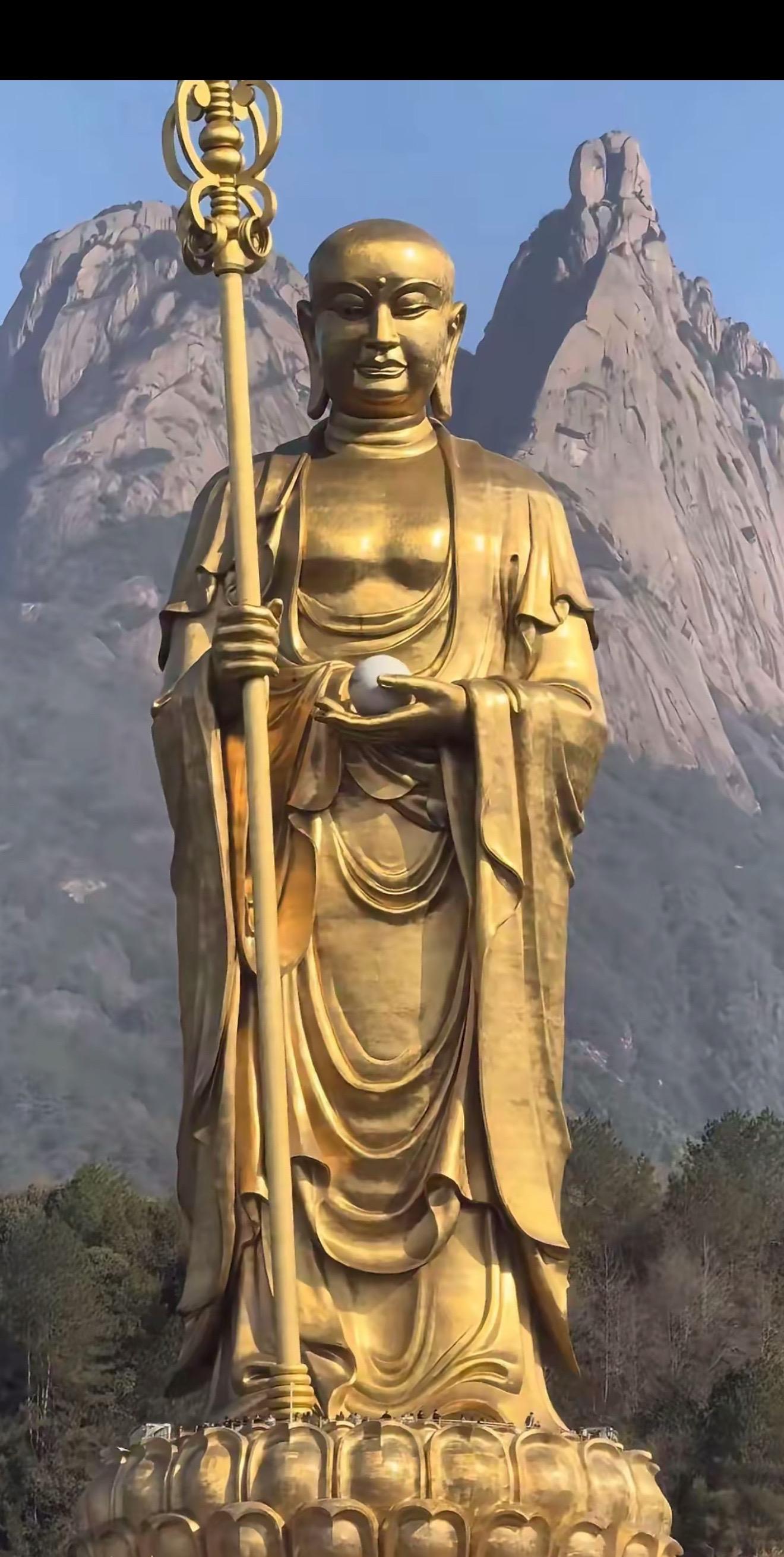 遇到地藏王菩萨，梦参长老说你的业障都不大，如若你还可以念地藏王菩萨圣号...