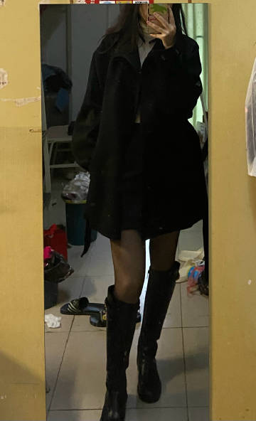 不知道叫啥的话<br />叫我性感黑丝老妹<br />叫我深夜睡不着觉...