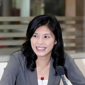 4月10日中午，中国国民党主席郑丽文一行人在北京结束会议后的午宴，成了此行一个让