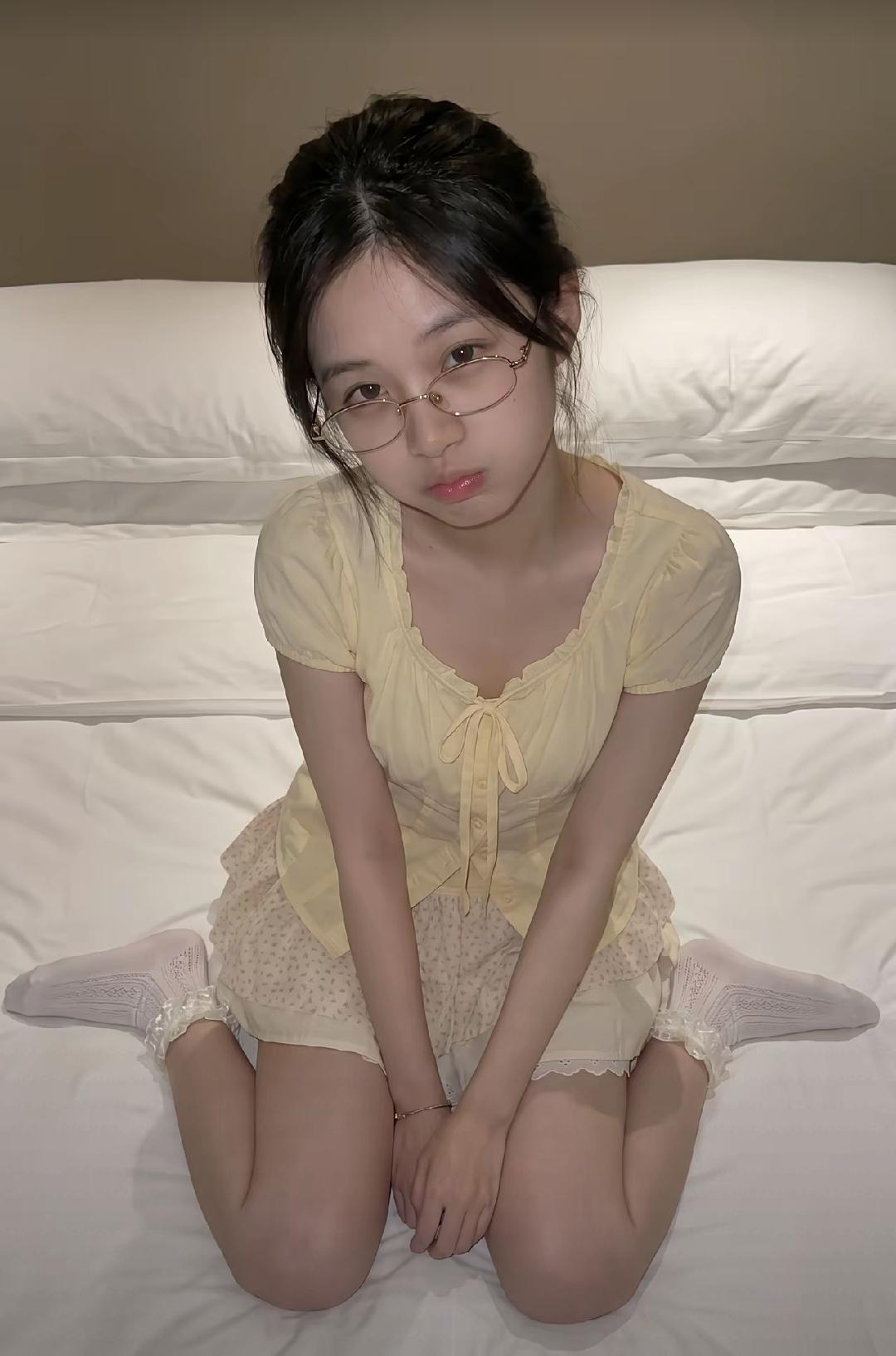 人到中年的心酸：受尽委屈，却连辞职的勇气都没有
 
48岁离异我，一个人背井离乡