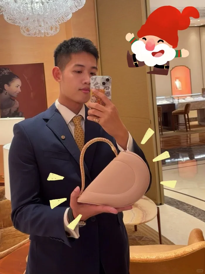 世界上哪有什么圣诞老人，只有爱你的人罢了