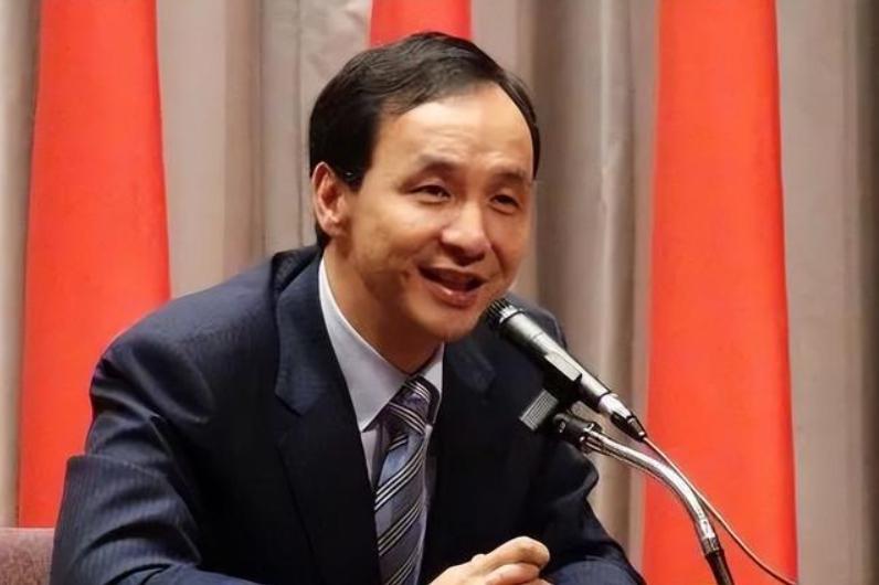 【萧旭岑：卢秀燕应先选国民党主席，朱立伦出面回应】
马英九基金会执行长萧旭岑日前