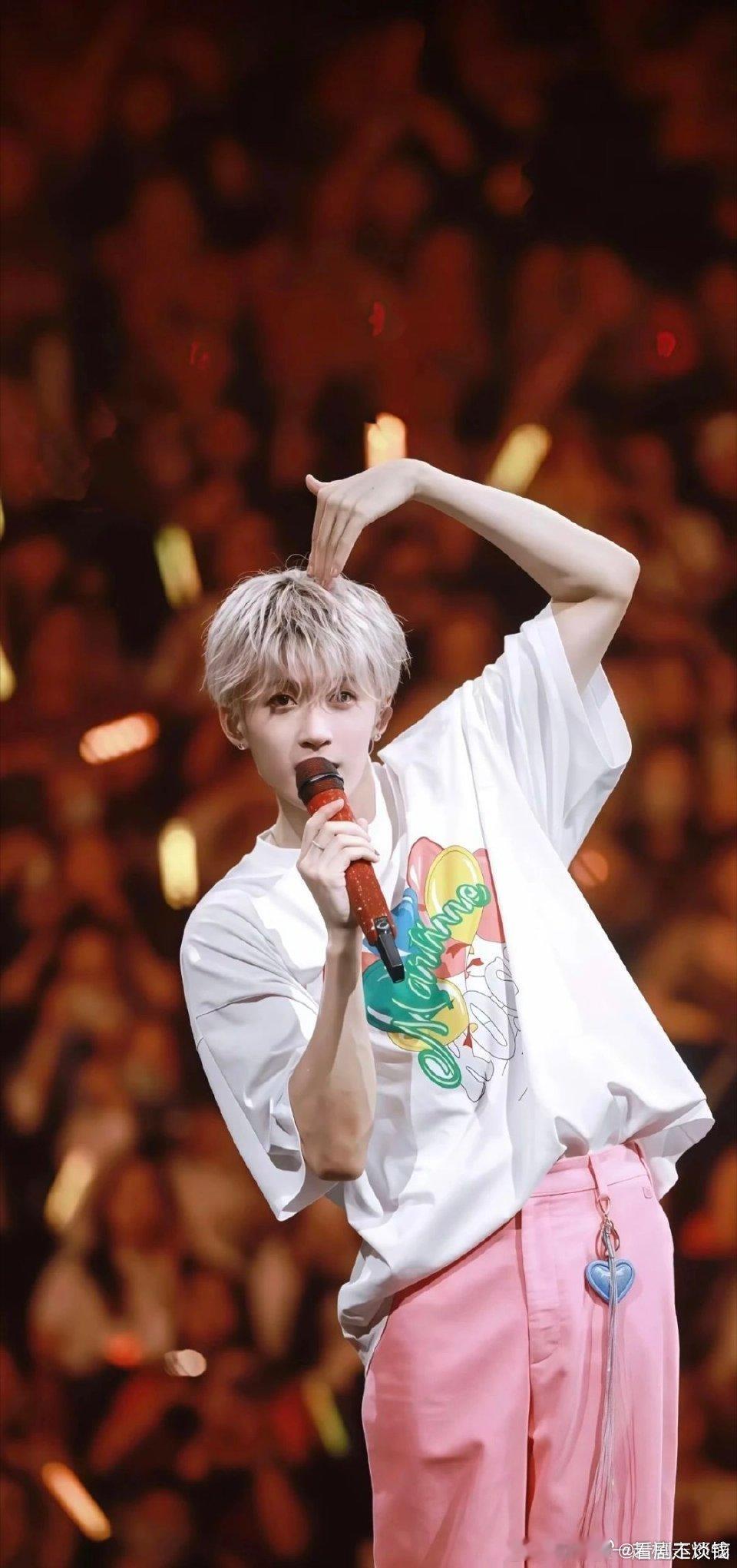 檀健次就是品质保证太棒啦 三部作品在佳片殿堂里 