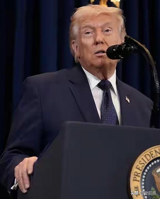 说一个被大家都忽略的信息，这你敢信？
克林顿，小布什，特朗普，这三位美国总统居然