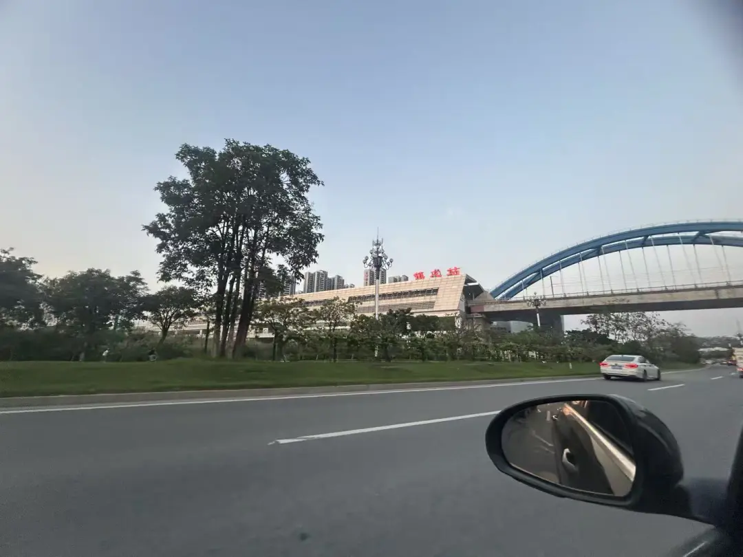 镇龙站新白广城际，吵不吵？真相在这