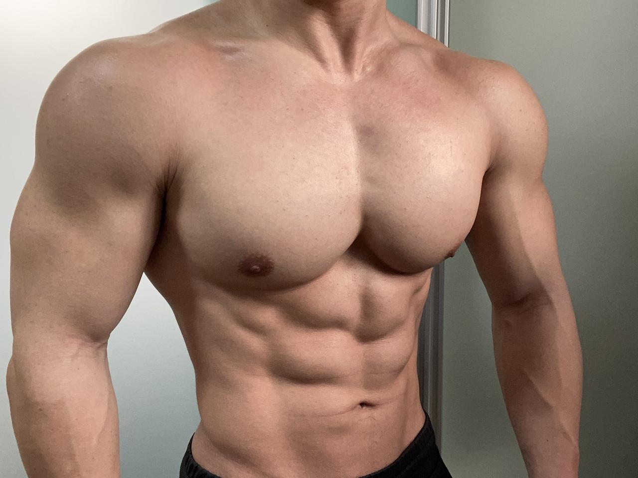 为什么有的年轻人喜欢肌肉男