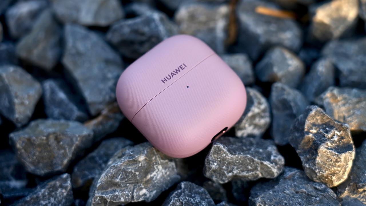 华为Freeclip2冰霉紫，聊聊搭配OPPO、一加手机的体验

优点：

1、