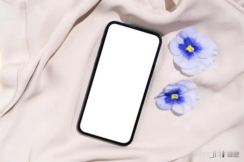 一天不看不用手机，对我来说还挺难。现在手机功能太强大，就像瑞士军刀，啥都能干。1