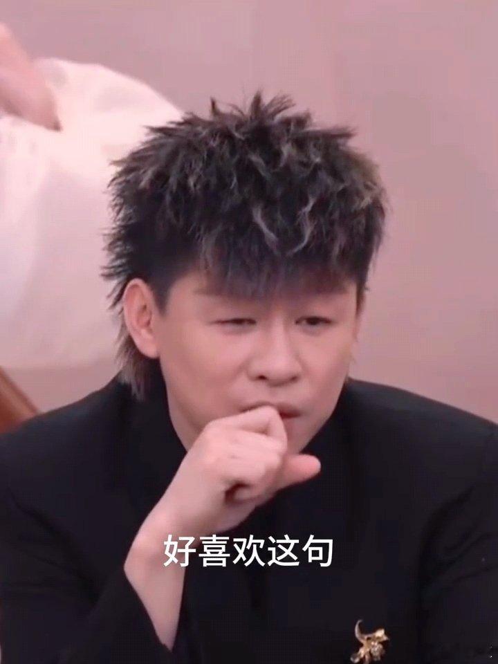 胡彦斌问这是王源自己写的吗胡彦斌说王源写得好胡彦斌说王源写得好，原创音乐人王源的