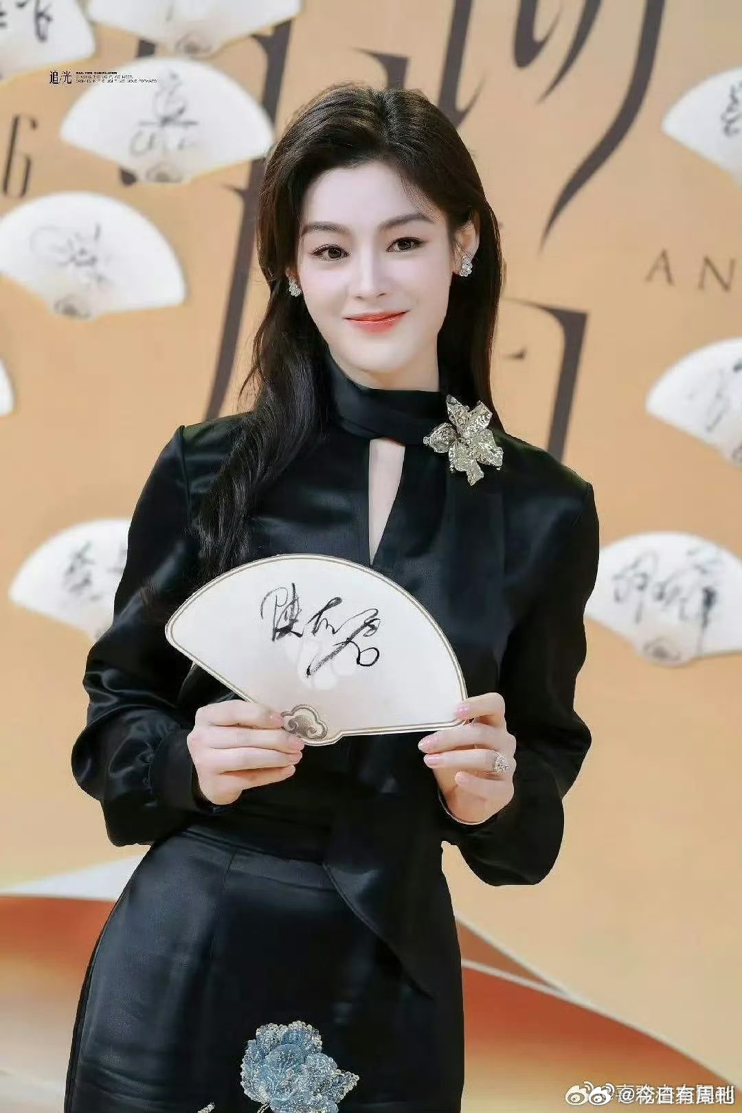 陈丽君领衔主演双剧种总票房破亿陈丽君主演双剧种总票房破亿 恭喜陈丽君！ 