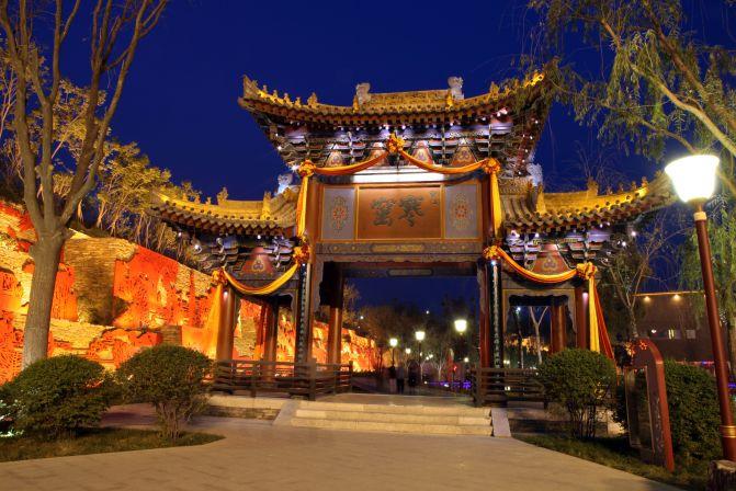 【探秘曲江寒窑：王宝钏的十八载坚守，这才是爱情最真的样子！】过年期间不想去热门景