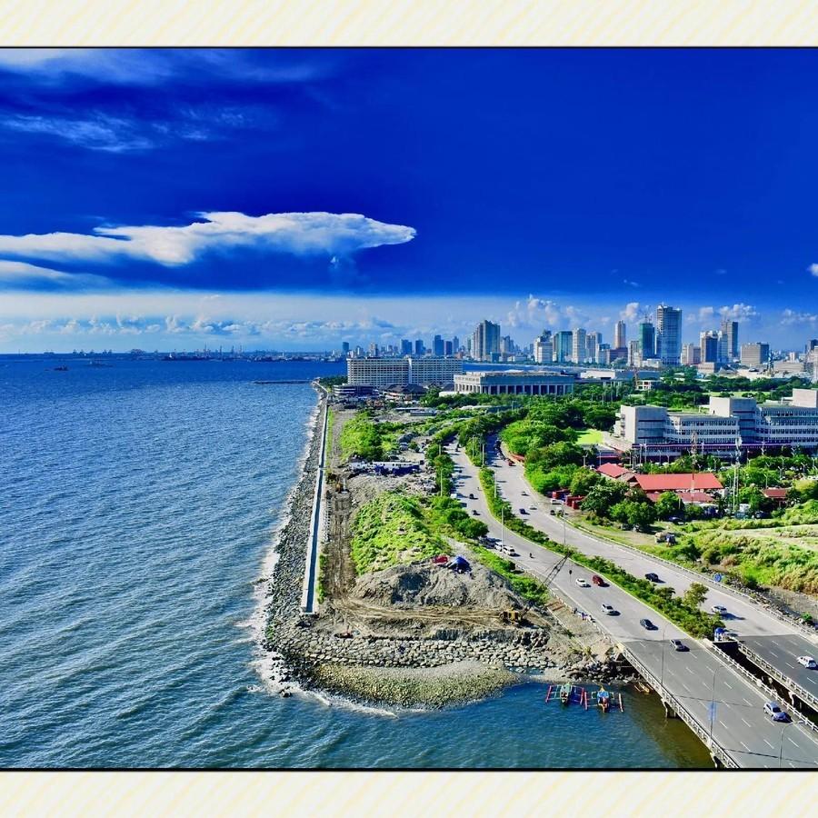 马尼拉方面几乎找遍了能求助的国家，菲律宾石油储备仅剩 54 天，多方求援无果后，