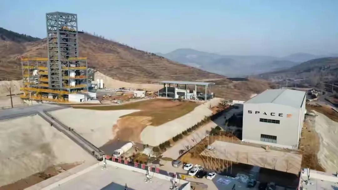 济南以及周边地区，将要建成国内最大、最先进的商业火箭发动机试车台集群。


试车