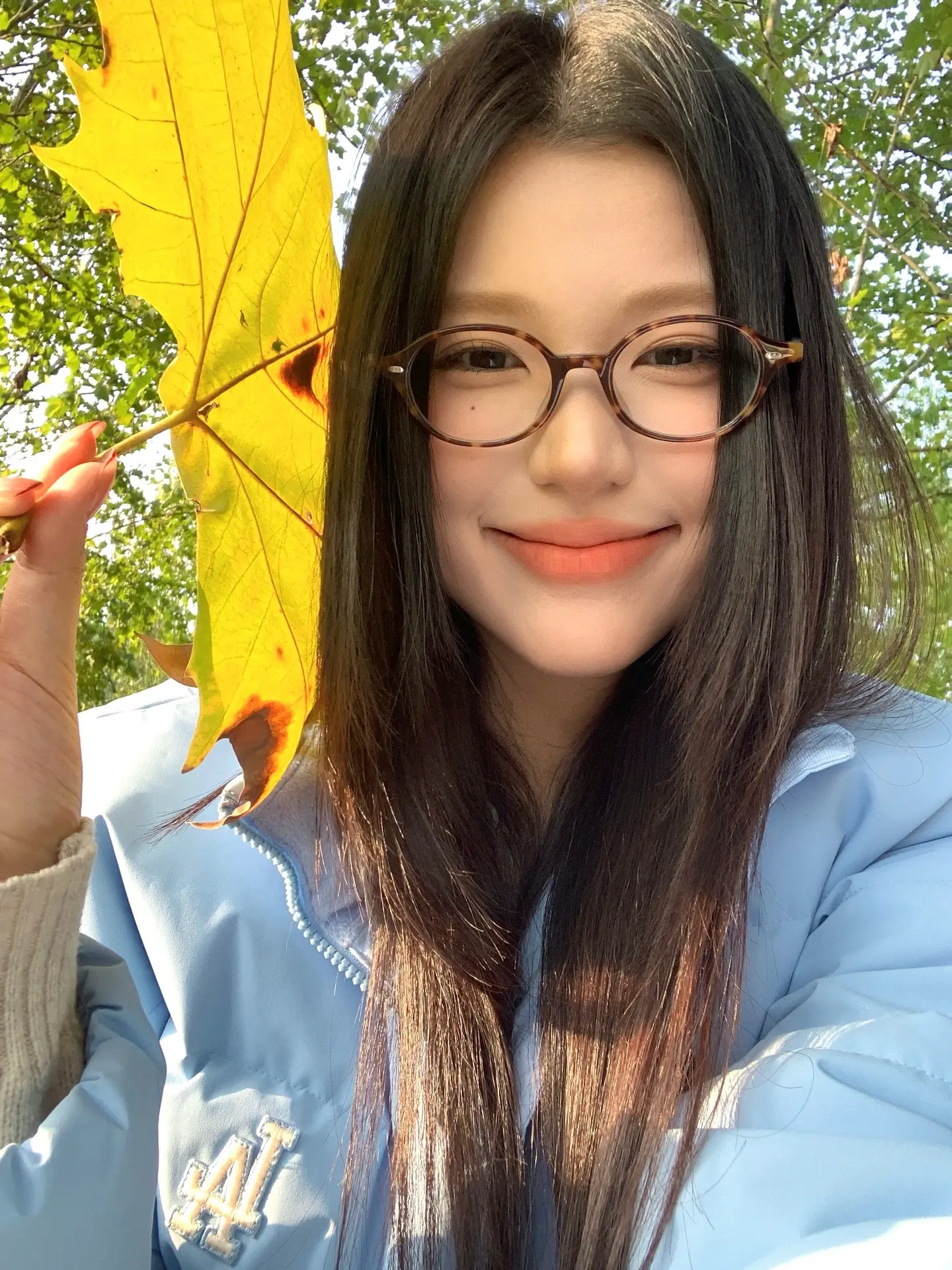 我叫夯大力，喜欢我不是很正常吗？我又漂亮又善良，又能搞笑又能挣钱又有爱...