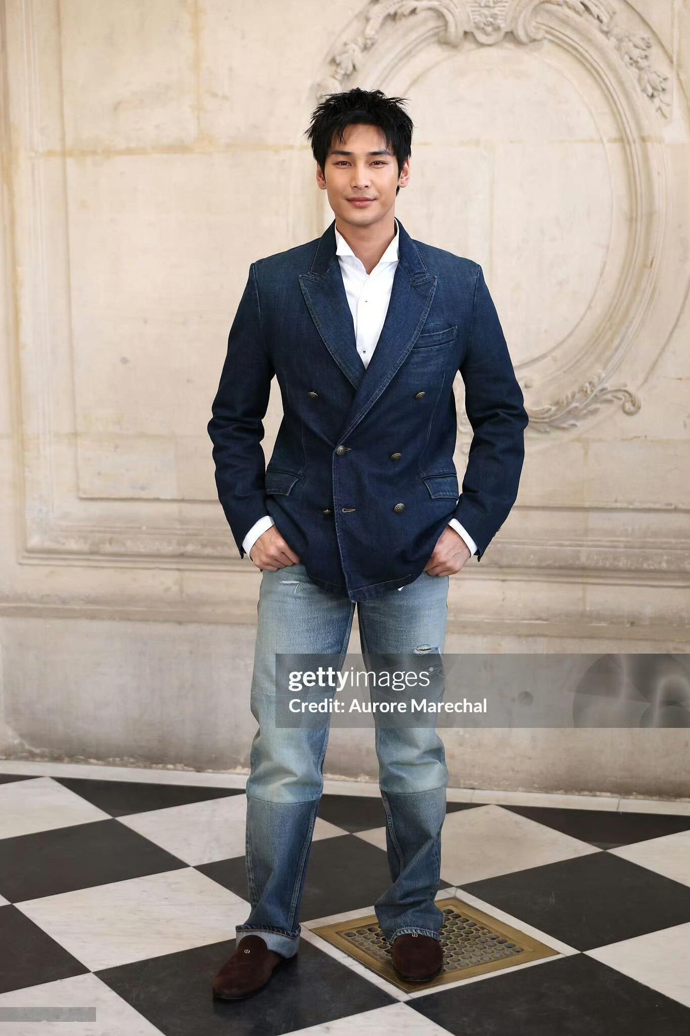 DIOR大秀男装周巴黎男装周于适 、刘嘉玲 、梁朝伟 、刘宪华 、金珉奎 、黄铉