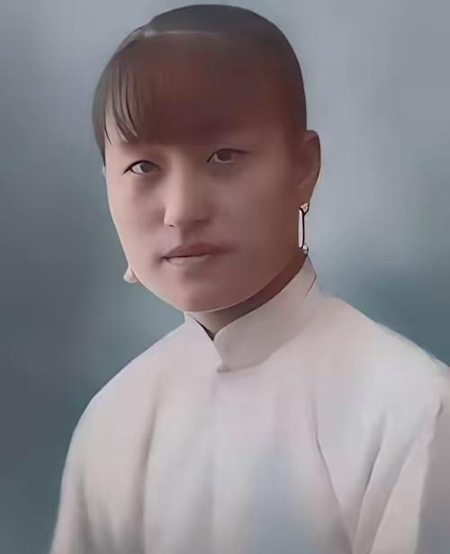 蒋介石独女蒋瑶光，两嫁父亲政治死敌

母亲逝世后独吞天价遗产

​蒋瑶光的人生，