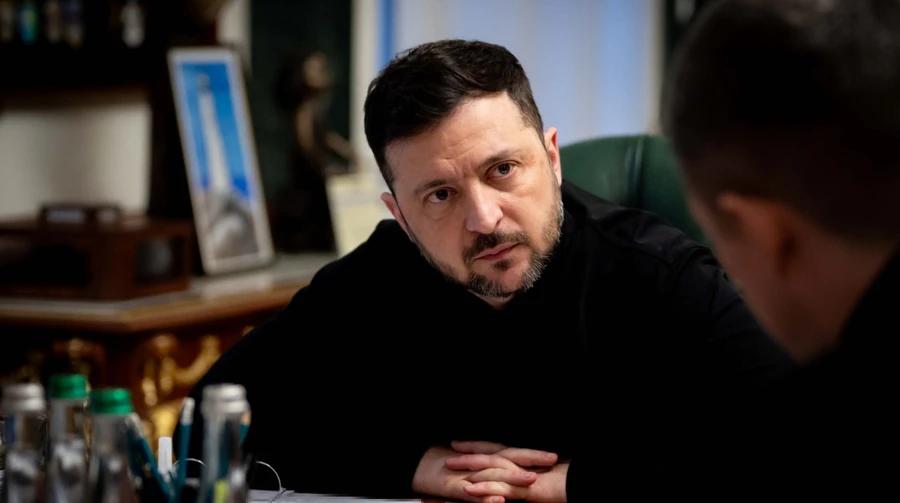 泽连斯基表示，他已与美国团队就如何在达成和平协议后监控任何和平违反行为进行了详细