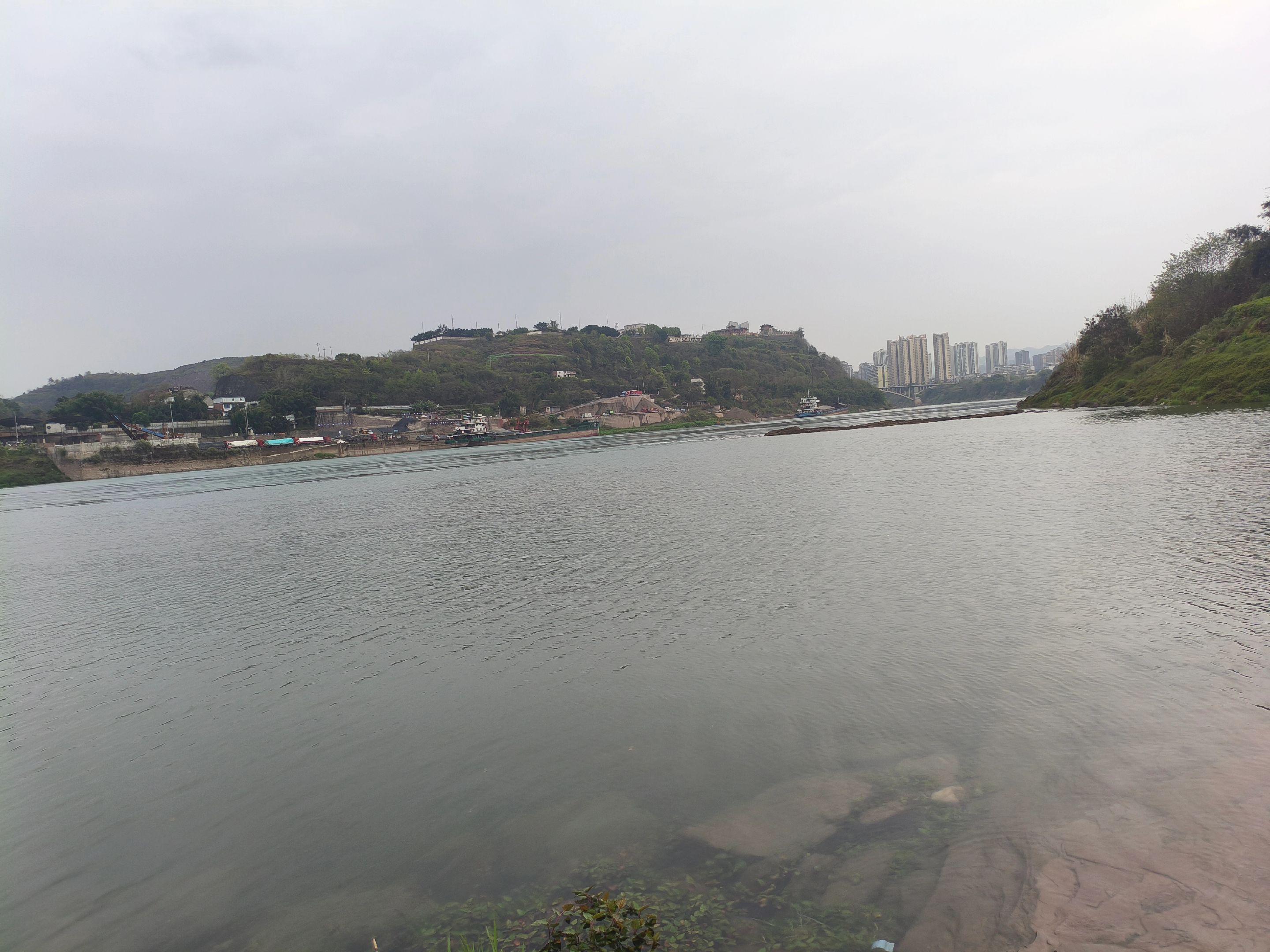 清风几万里，江上一归人