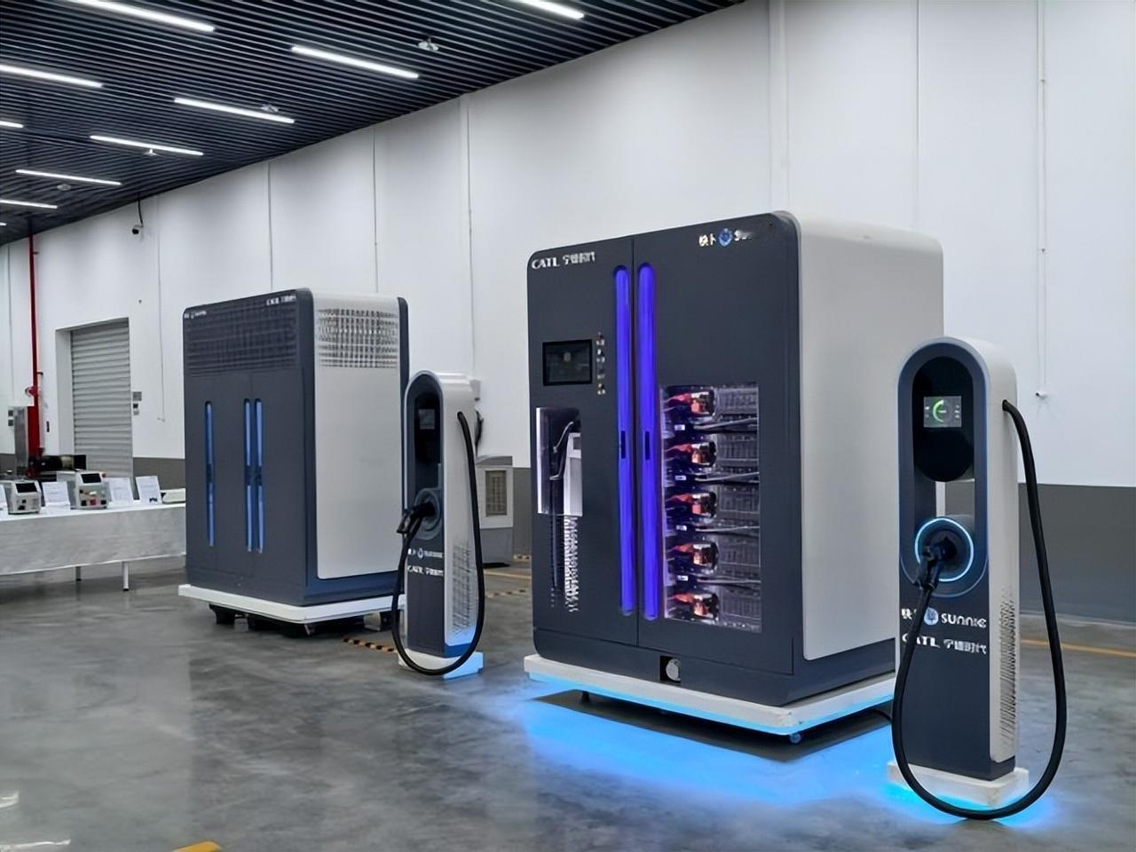 中东的能源困局，意外捧红了一家中国企业——宁德时代，它凭一己之力打破全球储能格局