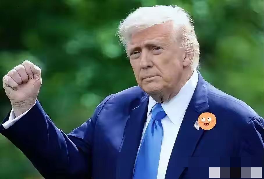 炸高官、轰伊朗、逼谈判，全是铺垫，目的只有一个：把驱逐舰钉进霍尔木兹，全球三分之