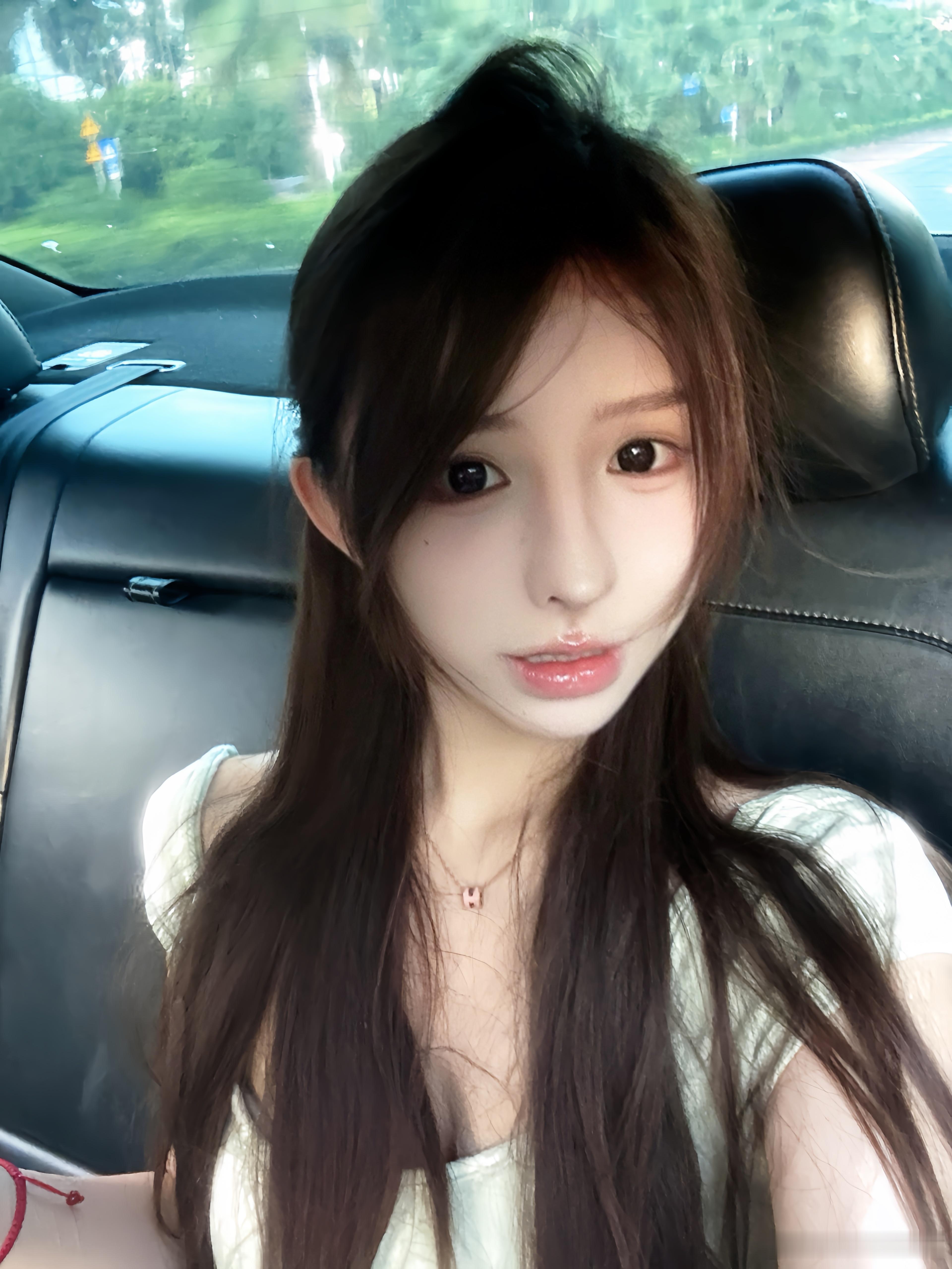 嗨嗨嗨  ​​​