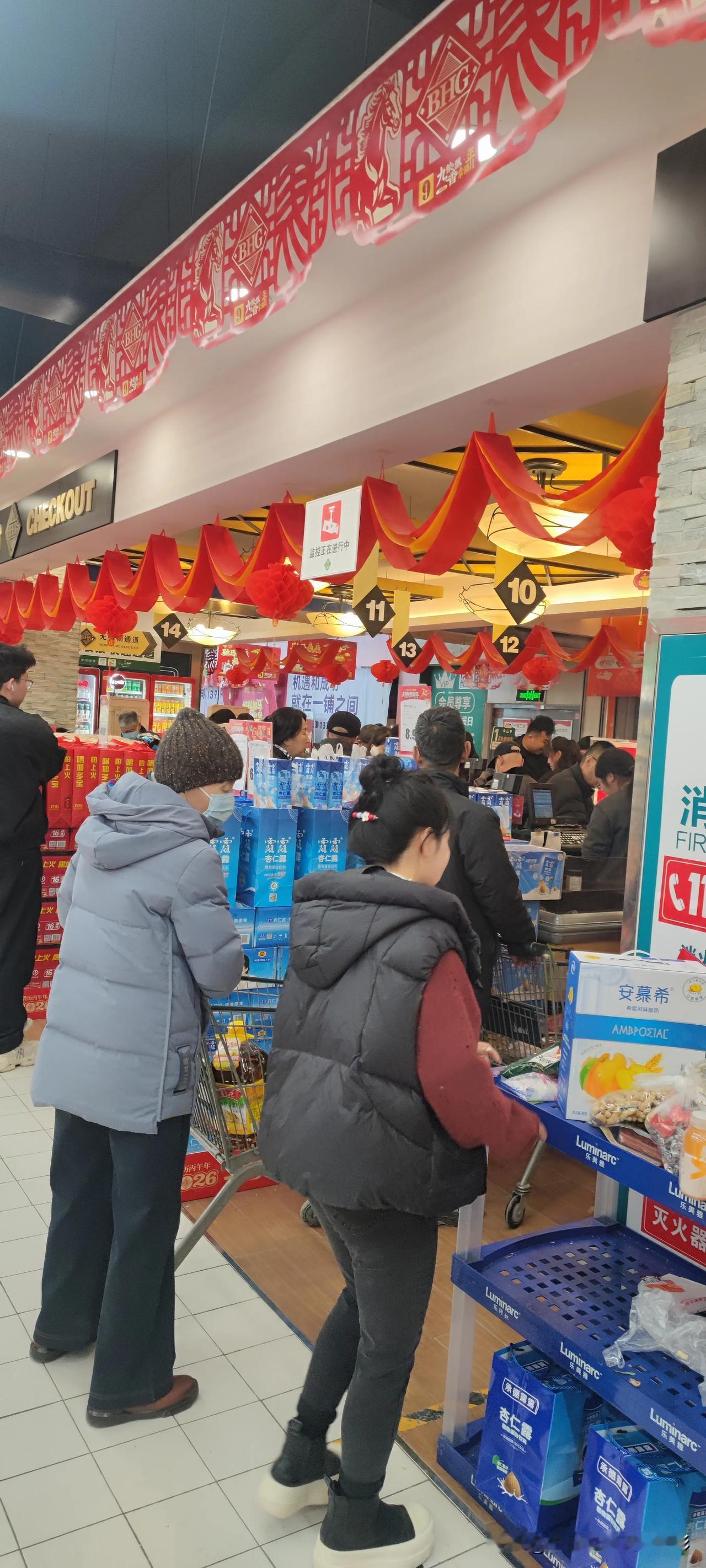 严守安全底线 文明祈福过年
——致广大市民朋友的安全提示
 
新春佳节将至，焚香