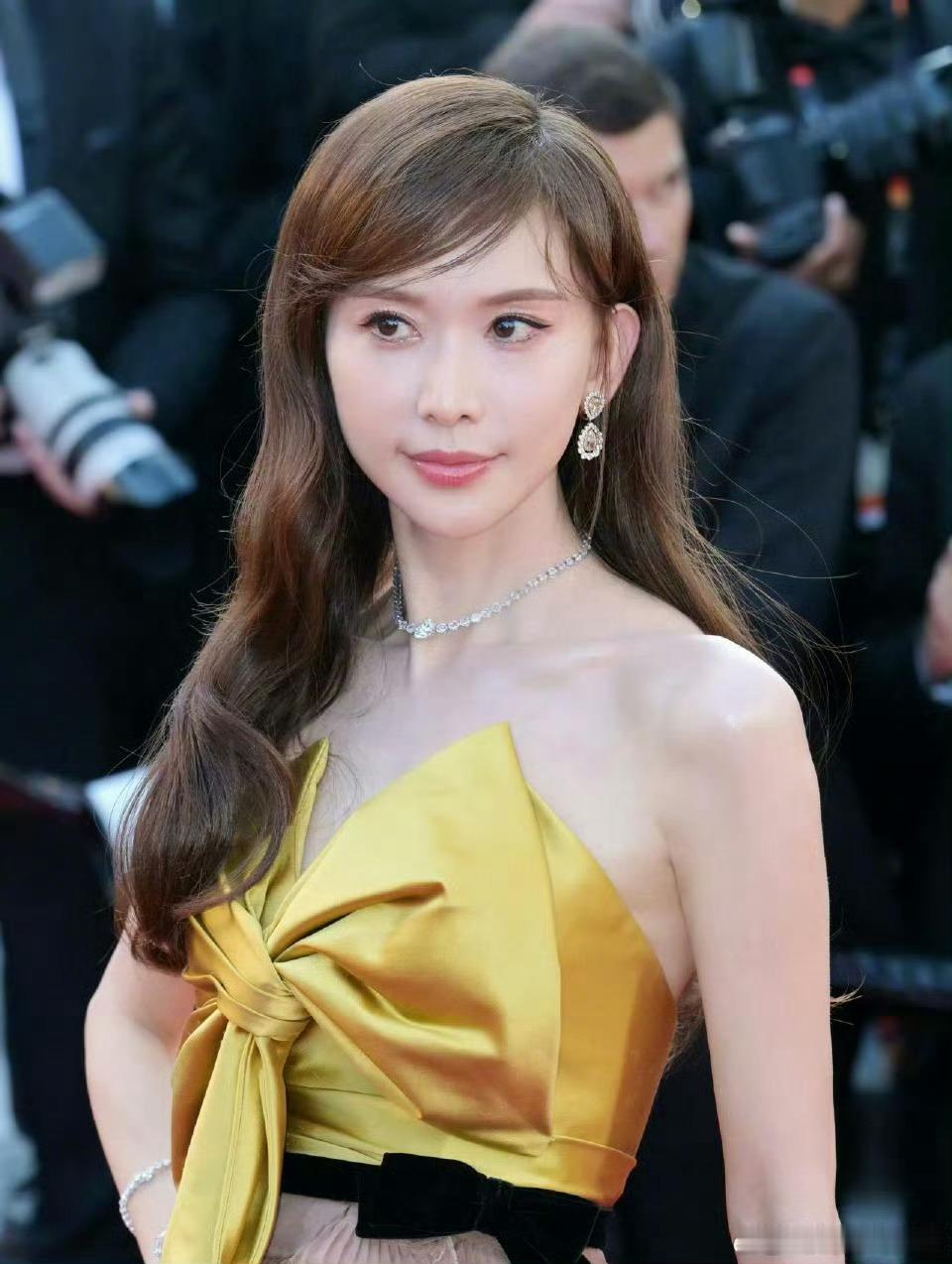 林志玲拒绝文策院董事一职“为了避免更多非事实的揣测及误解，我决定不承接文策院董事