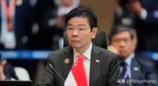 新加坡总理黄循财这一年多来总发表针对中国的观点，先是指手画脚指点中国和日本的关系