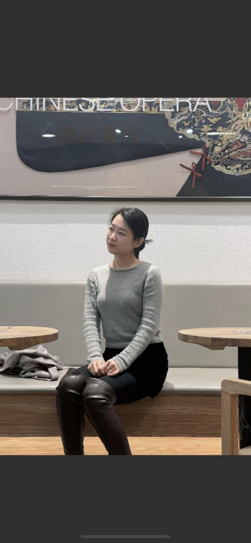 优雅咖啡馆，静享时光，品味生活。