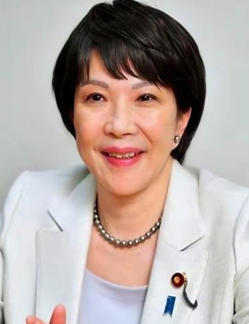 日本女政客高市早苗又发声了！

她说：一旦东方大国有事，日本本土就变成了“战区”