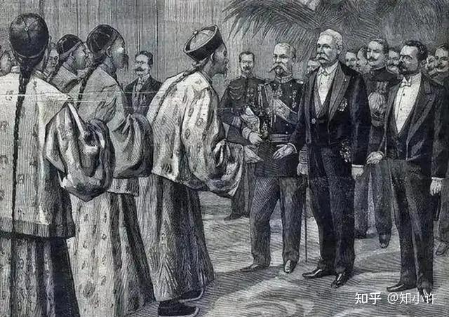 这些人都是极力反对对菲律宾动武的，主张用“王者”之道感化菲律宾的“大智囊”们。