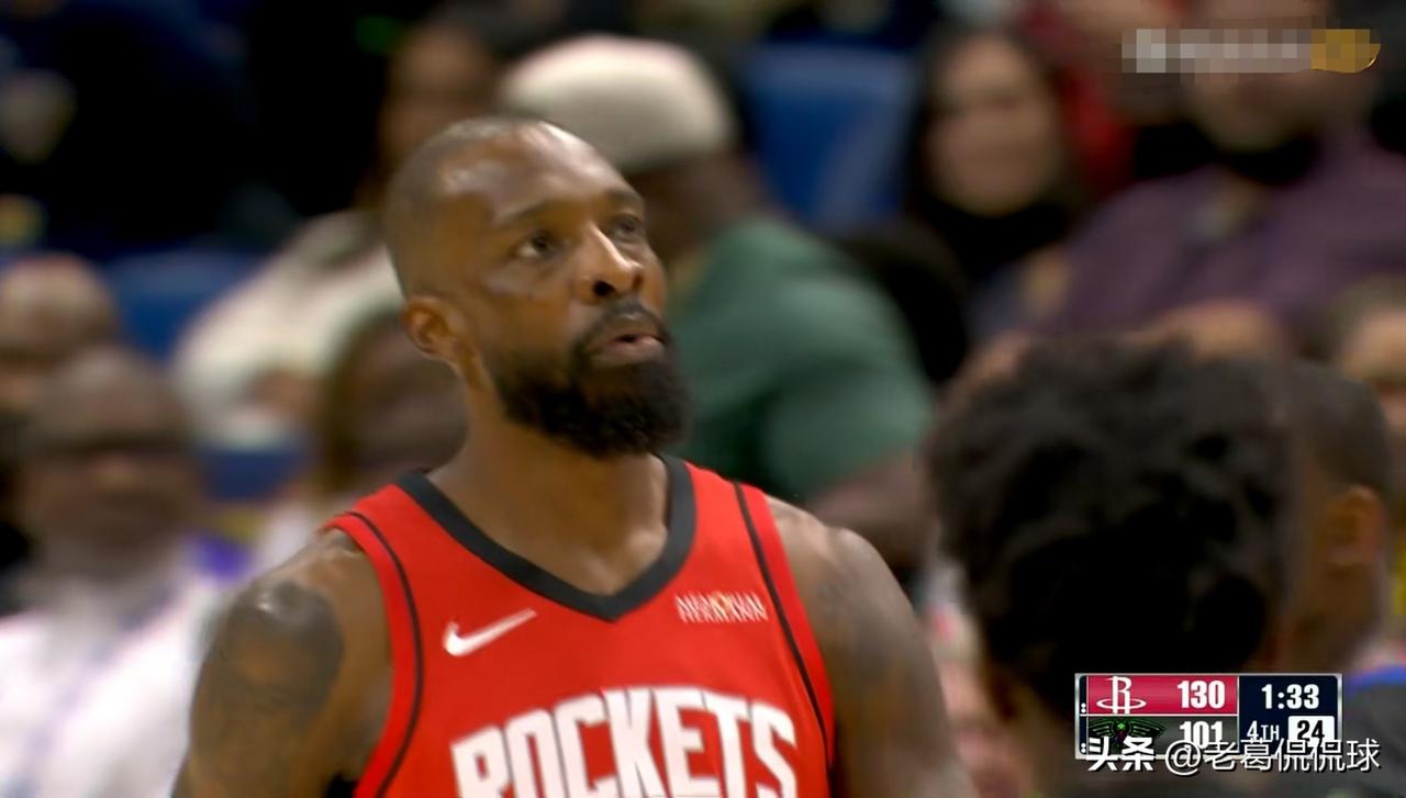 火箭老将杰夫-格林终于又得分了！在今天火箭客场以134：102大胜鹈鹕的比赛中，