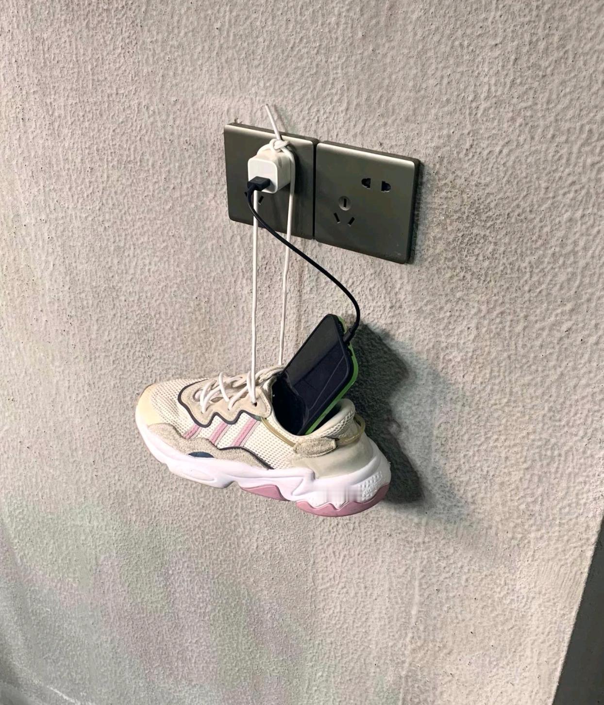 强者从不抱怨环境。
有时候人的潜力就是这么大。