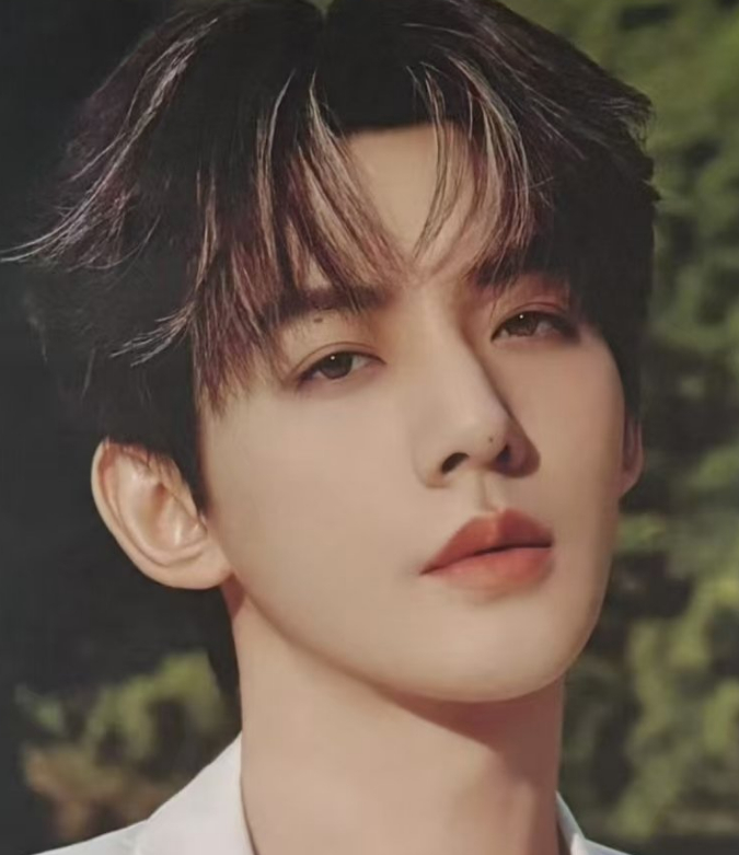 赵露思和邓为要演百妖谱，现在最新的消息是，赵露思方面已经否认了，那么女主不是她了