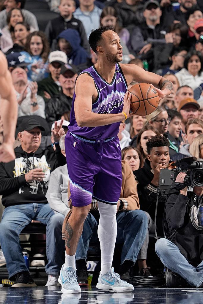 on the move. 李凯尔