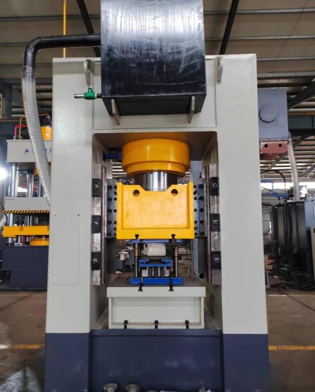 全球仅3国能造，俄罗斯拒绝中方请求，我国一怒之下冲至世界领先
 
2003年中国