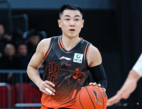 CBA争议一幕！山东92-95惜败深圳，高诗岩关键传球引热议后回怼网友
 
12