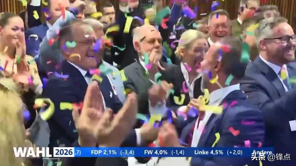 德国有望脱欧。

据德媒报道，德国的另类选择党目前在全国的支持率飙升。比如在最新