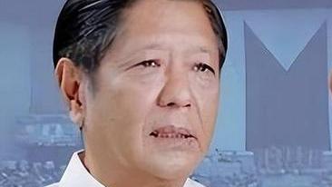 7月21日，马科斯在菲律宾总统府和中国驻菲大使井泉进行了80分钟闭门会谈，正式提
