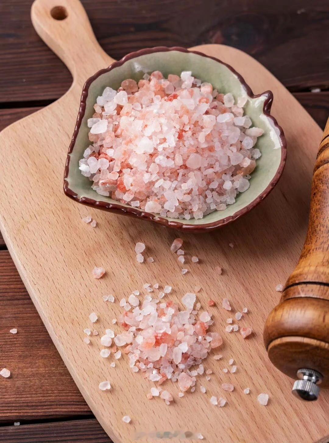 网红玫瑰盐爆雷！你的“智商税”交了吗？ 
 
家人们，看到央视近期曝光网红玫瑰盐