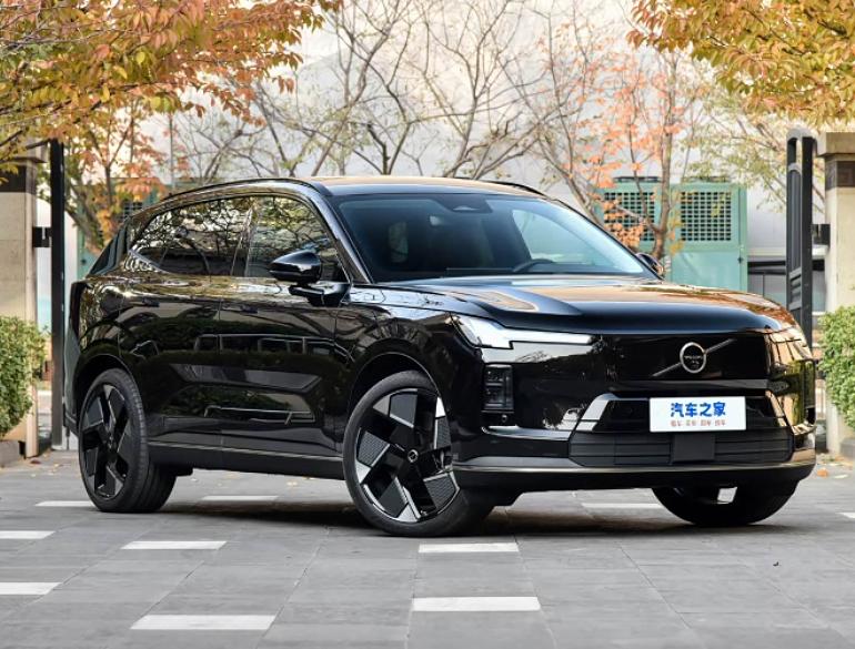 沃尔沃XC70，26.99万起！中大型混动SUV宝子们，沃尔沃XC70价格大跳水