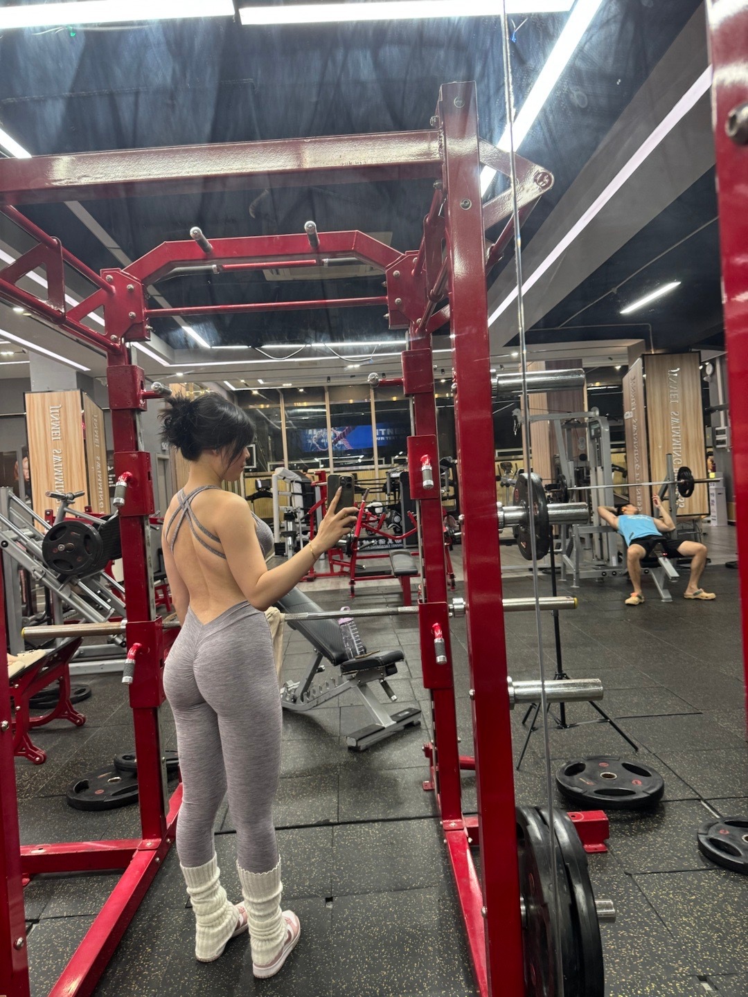 训练一小时拍照3分钟[挤眼] ​​​