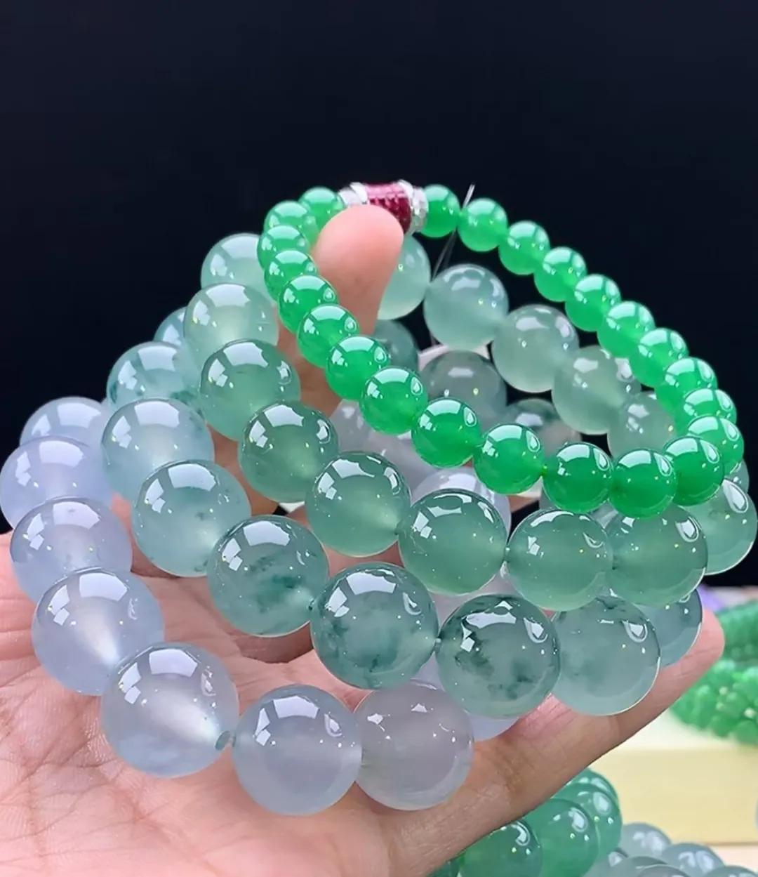 翡翠手链，带来好运与幸福